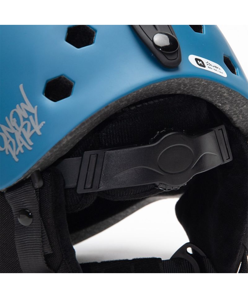 Casco-Alaska-Snowpark-Ski-Snowboar-Black-Unisex-MTV18-805-1