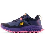 Zapatillas-New-Balance-Fresh-Foam-Hierro-V7-Trail-Running-Mujer-Violeta-Fucsia-WTHIERP7-1