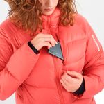 Campera-Salomon-Outline-Down-Hooded-Pluma-Invierno-Mujer-Mineral-Red-Faded-Rose-C21080-3