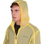 Campera-Rompeviento-Saucony-Elevate-Packaway-Running-Hombre-Pale-Yellow-20119333-306-4