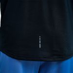 Buzo-Medio-Cierre-Asics-Performance-Running-Hombre-Negro-AI000176-6577-3