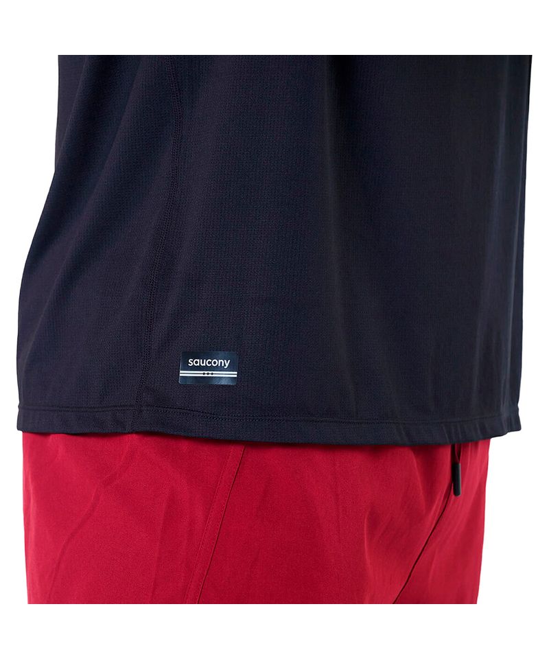 Remera-Manga-Larga-Saucony-Stopwatch-Graphic-Running-Hombre-Black-37121379-105-4