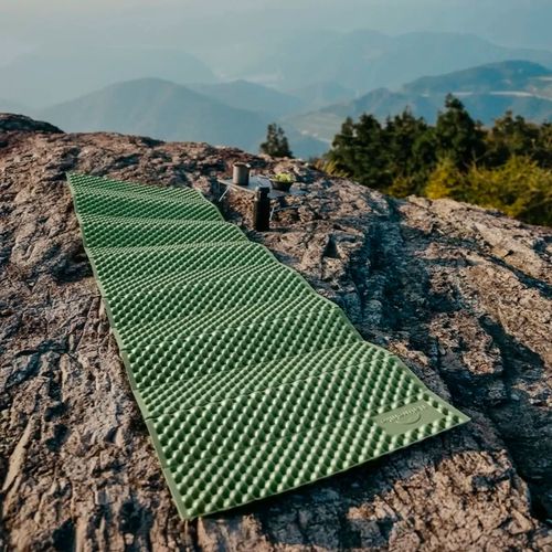 Aislante Naturhike Plegable Trous R1.8